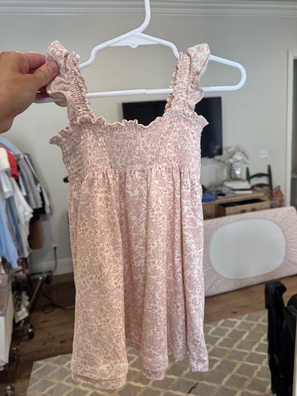 Quincy Mae Smocked Jersey Dress in Pink Blossom 2-3y PERFECT condition!! - Picture 2 of 4